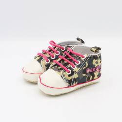 BABY'S SHOES