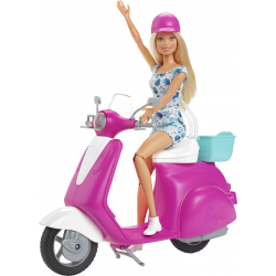 Barbie avec scooter